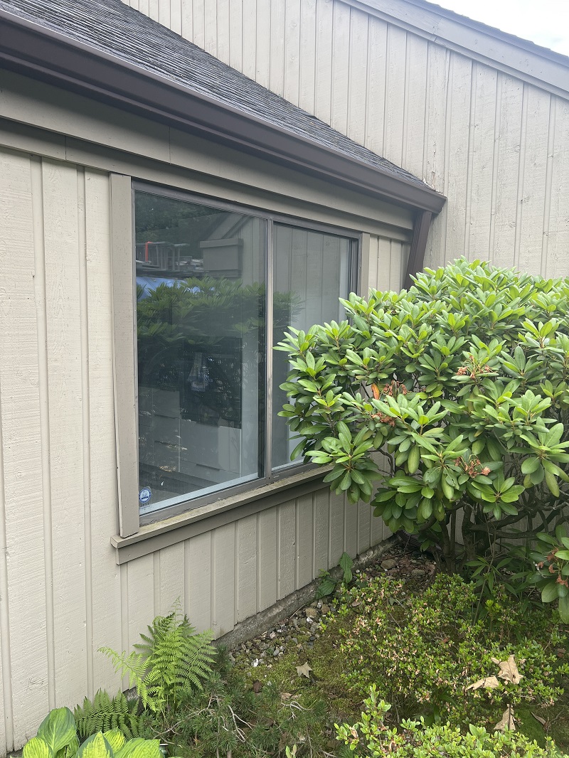 Drafty Gliding Windows